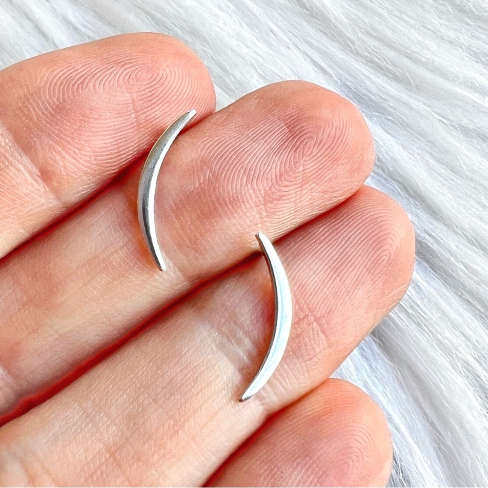 925 Crescent STERLING SILVER Unisex Geometric Stud Earrings Pair NEW